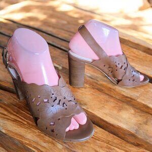 COLE HAAN ( 7B ) INDRA Floral Patchwork Tooled Leather Strappy Block Heels